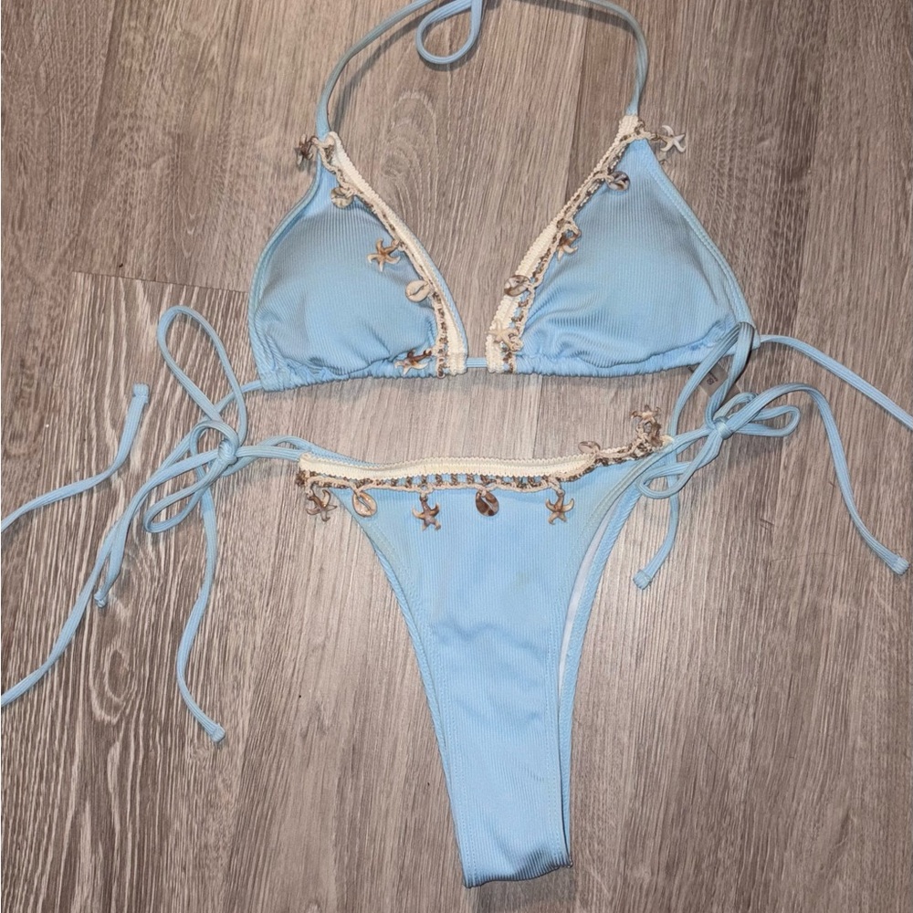 Light Blue Shell Women's Bikini Set